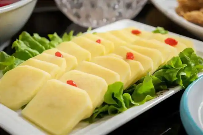 抖音吃吃节重磅福利58元4人吃超丰盛火锅套餐9荤4素自选鸳鸯锅底速抢