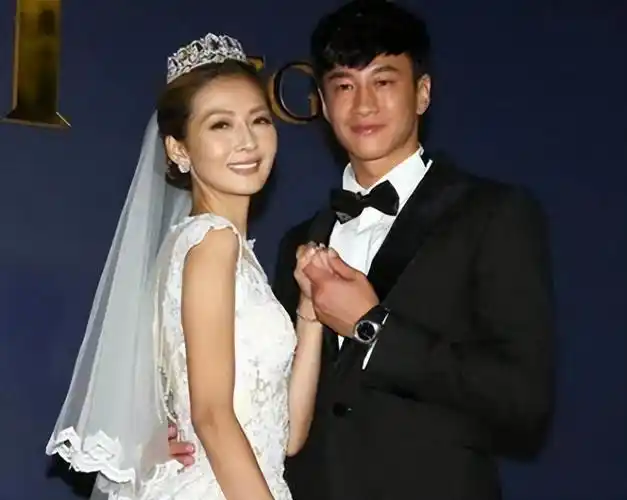 回顾何润东曾三次表白孙俪被拒41岁迎娶柜姐无子也幸福