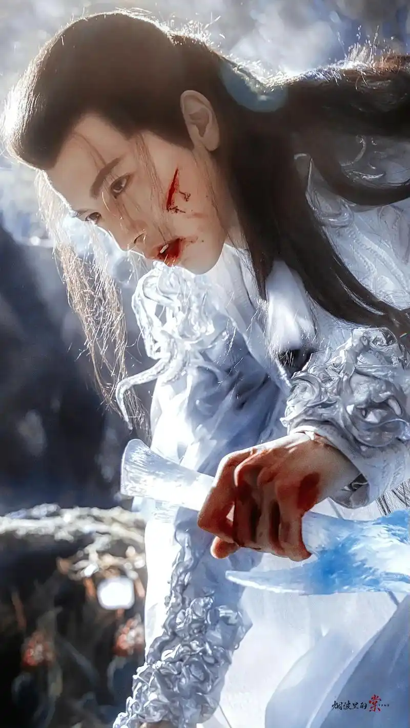 长珩仙君战损妆.我发现了啥,长珩仙君的战损图啊,好绝啊,张凌 - 抖音