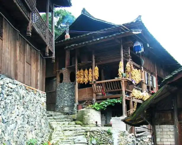 广西民居之苗族民居