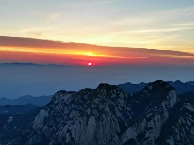 夜爬华山见论剑英雄