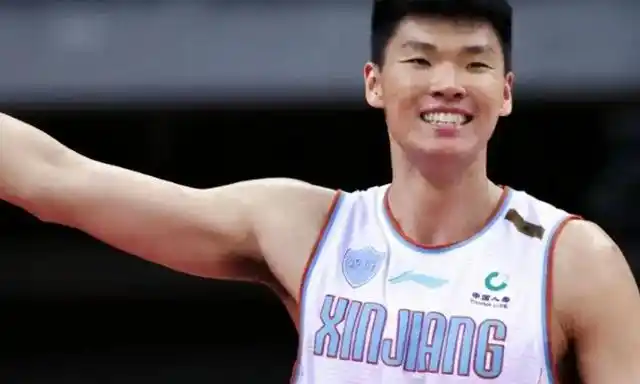 范子铭是哪里人