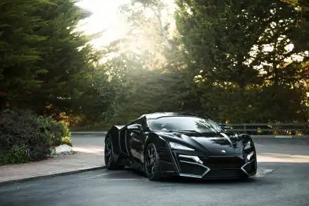 黑色跑车lykan hypersport