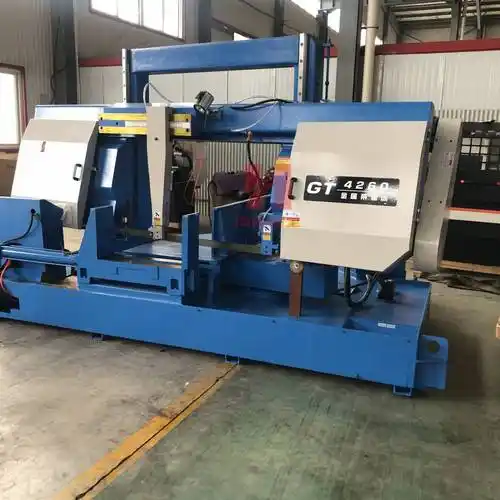 【龙门锯床液压加紧金属带锯床 gt4260角度锯床 gb4260角度锯床图片】