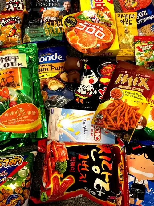 带你吃遍全世界进口零食大礼包生日礼物吃货送女友全进口