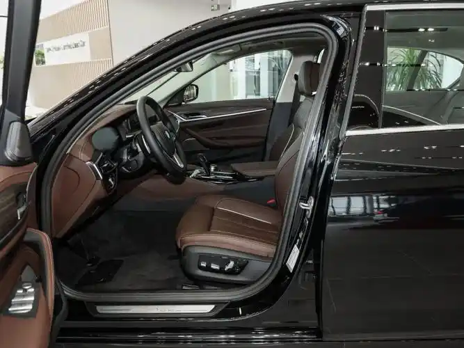 华晨宝马 宝马5系 2023款 530li 尊享型 豪华套装