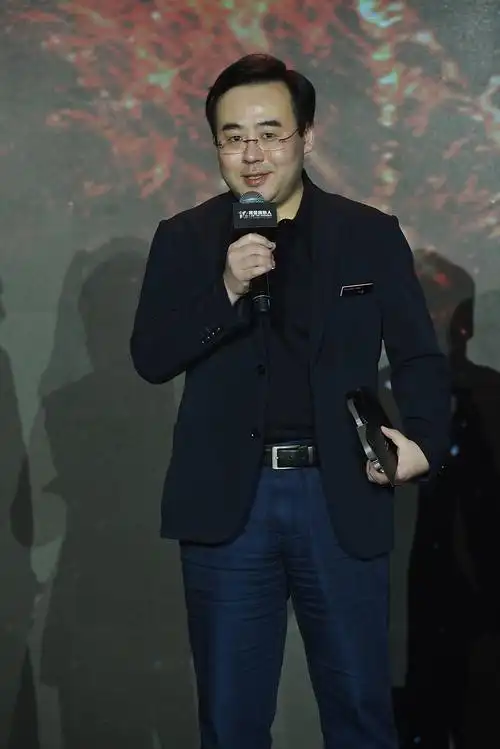 荣耀榜揭晓:哔哩哔哩创始人兼ceo陈睿入选