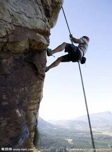 极限运动体验课(攀岩,射箭,滑板)