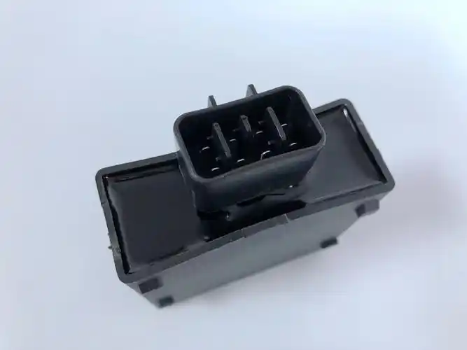 适用轻骑铃木摩托车gr150悍骏ga150起动点火器cdi点火器