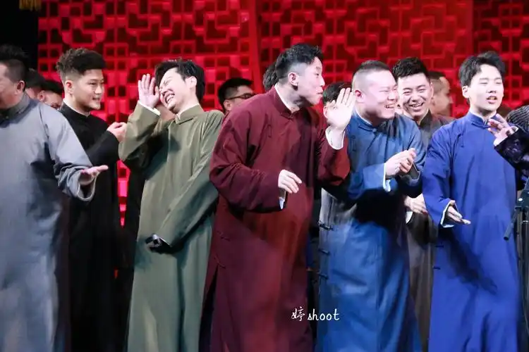 原创郭德纲霄字科再收徒德云社扩张过快藏隐患人多利少成通病