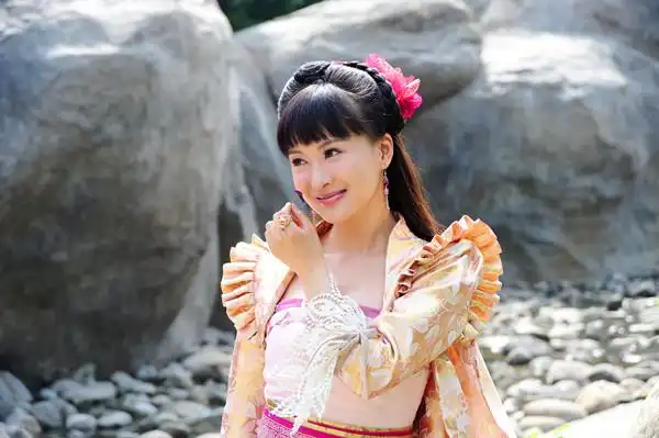 郑亦桐《帝锦》剧照