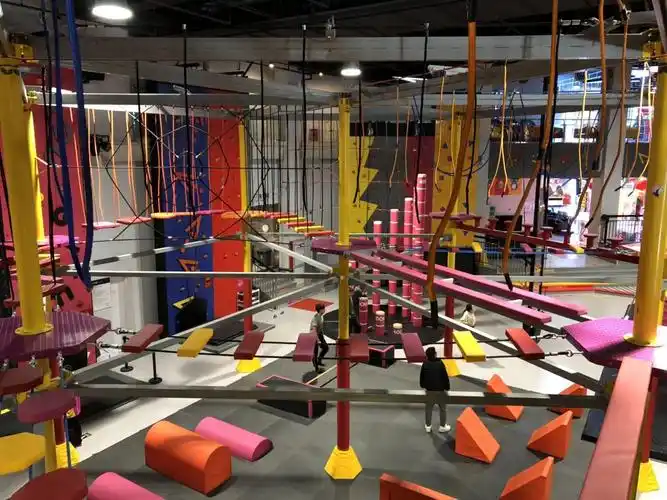 蹦哒极限室内蹦床公园电话,地址,价格,营业时间(图)-儿童乐园-北京