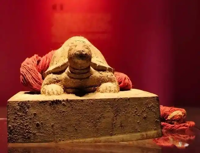 花脚大仙分享:《鲁王之宝:明代朱檀墓出土文物展》上篇_中国_艺术展