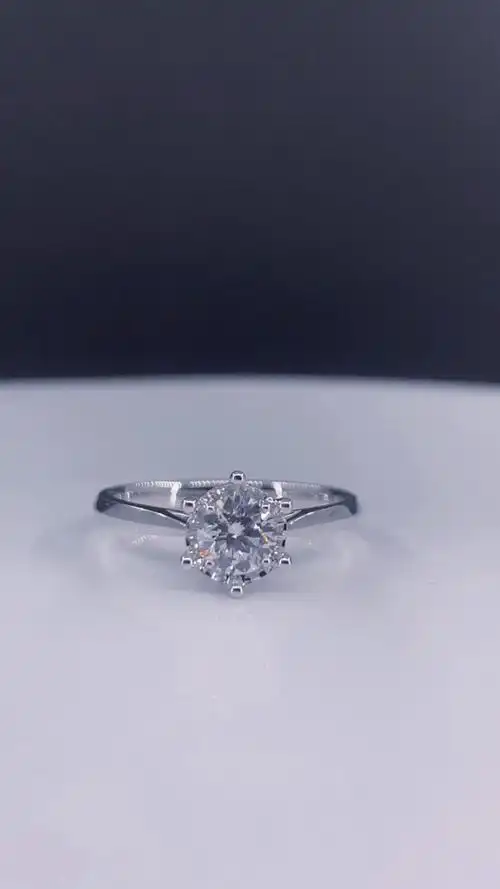 客订:18k钻石女戒,gia 40 分,d vvs1 3ex n