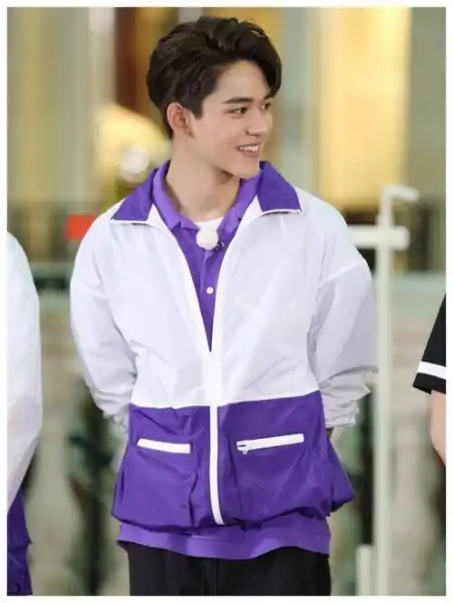 跑男新兄弟黄旭熙第一次看秀指压板当鞋穿意外变190