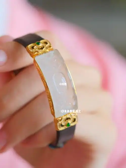 站起来夸60最满意翡翠手牌都想私藏