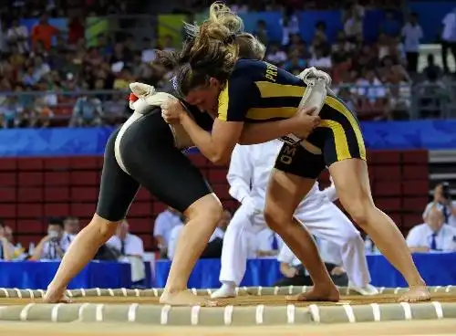 图文:武搏会相扑女子中量级 乌克兰选手玛丽娜