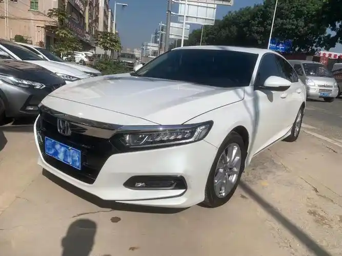 本田 雅阁  2018款  260turbo 精英版 国vi图片