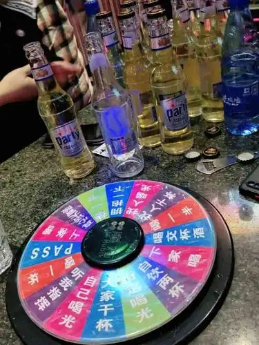 魔方ktv(西大街店)-"我是在网上团购的优惠券去的,结果令我很失.