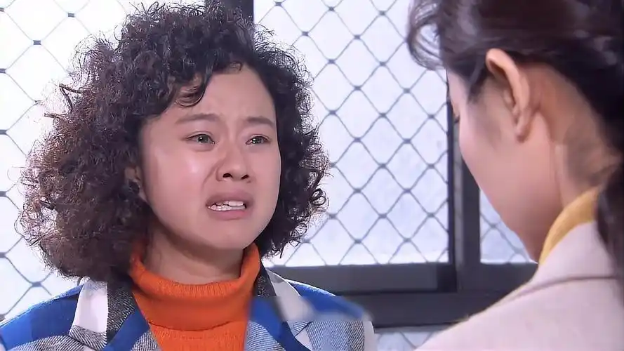 二叔30:宝珠得知小薇有了志强的孩子,哭求小薇留下 下集更精彩