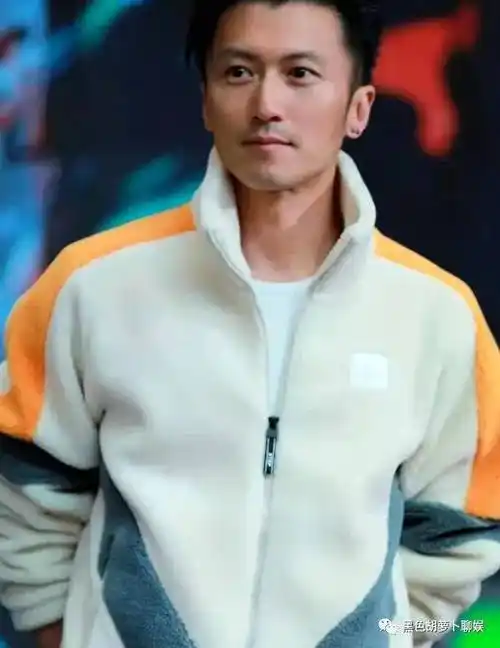 谢霆锋气到住院!16岁大儿子恋爱中,女友年龄比张柏芝还大!