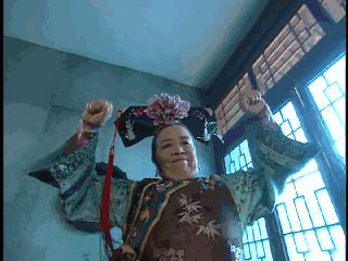 这个小说改编的电视剧简直是不要太成功,比如,谁还没有个容嬷嬷童年