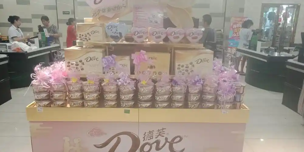 清河路店巧克力陈列图片