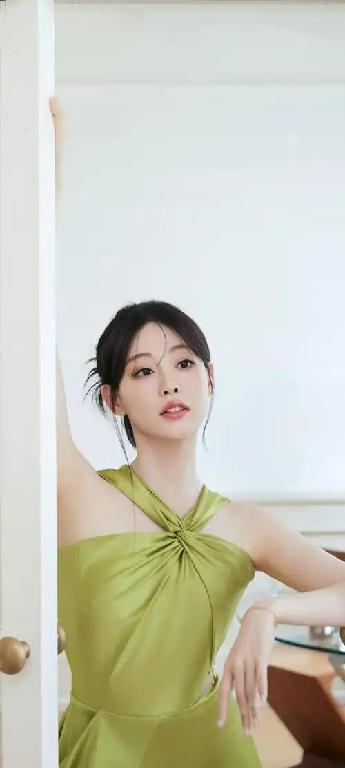 美女系列壁纸第757期-祝绪丹