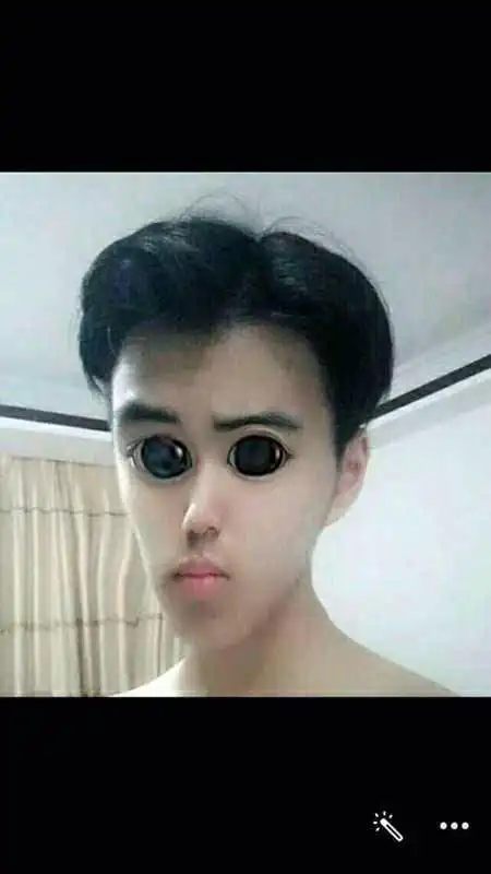 这是我朋友,哪位p图大神恶搞下,尽情发挥创意,不用手下留情