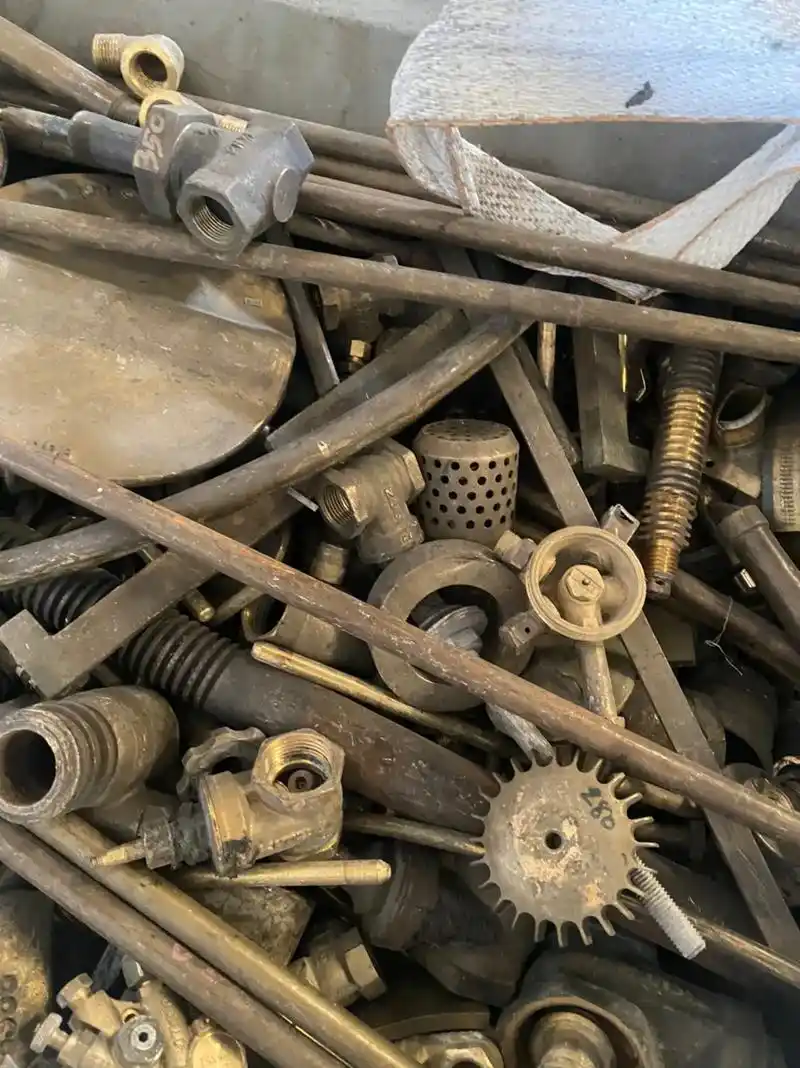 上热门作品 #再生资源 #废金属 泰国黄铜到货三柜,喜欢的 - 抖音