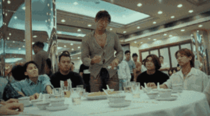 54个内鬼,"黑警"满天飞,这部刑侦剧,怒