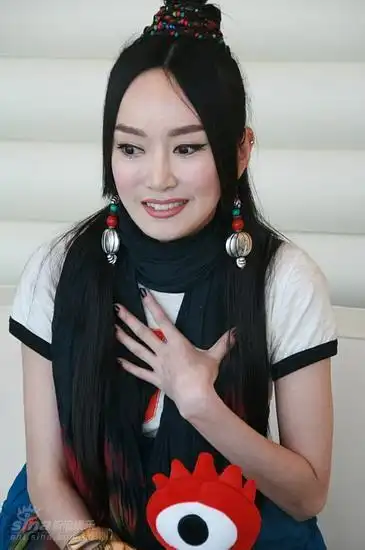 图文:萨顶顶新浪专访--清唱专辑曲目_影音娱乐_新浪网