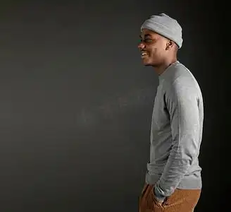 戴帽子的男性侧视图男孩男人