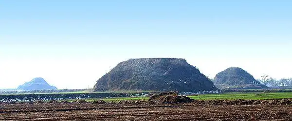 洛阳,邙山陵墓群.视觉中国