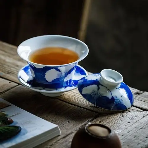 「三才盖碗」手绘青花瓷盖碗,百诗园茶诵,建e优选,设计师原创家具品牌