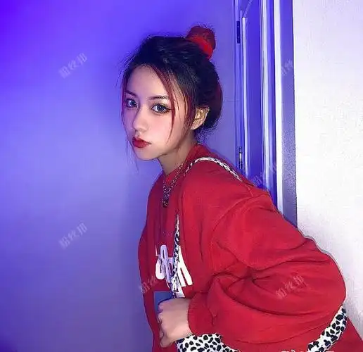 刀小刀sama个人资料简介因抖音甩头发换装视频爆红