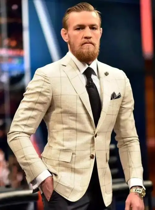 刚刚嘴炮康纳40秒残暴摧毁牛仔塞罗尼王者复出捧走上亿酬金