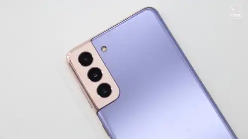 三星galaxys21系列首发上手摄像头设计很吸睛超大杯能同时开2k120hz了