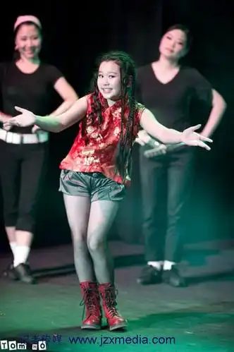 征服中美的"艺术精灵"陆敏雪将就读北京现代音乐学院附属中专