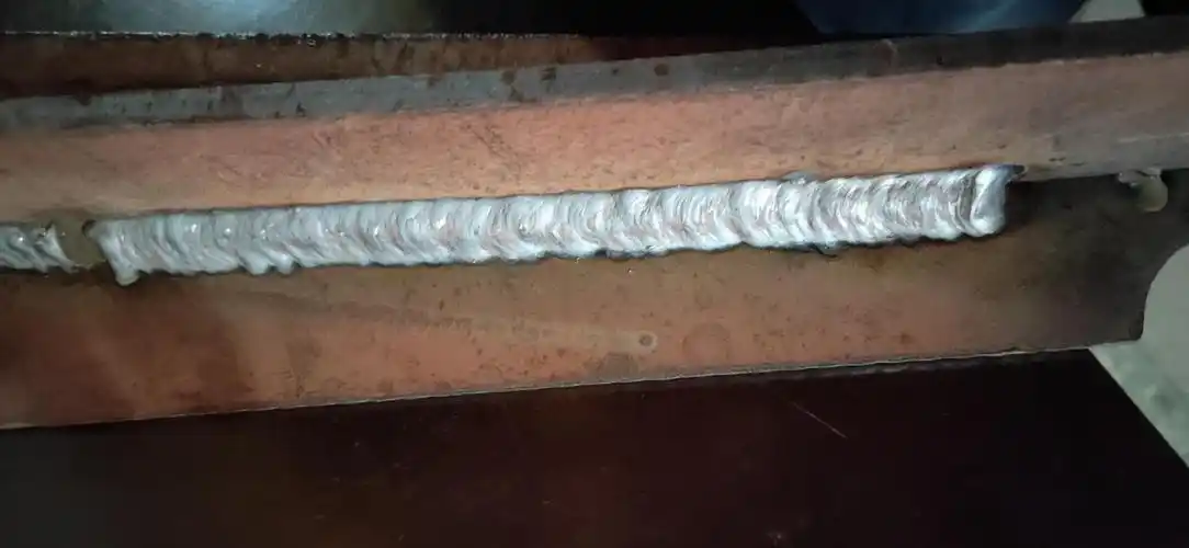 山东济宁梁山挂车厂招聘焊