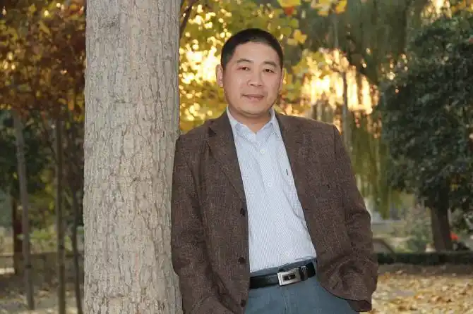 中年帅男 (二) - 弟大勿勃 - 弟大勿勃的博客