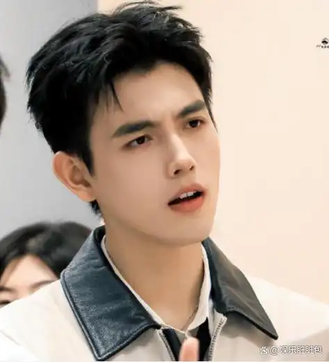 陈飞宇状告自己的前粉丝要求对方赔偿20万前粉丝挥泪写文控诉