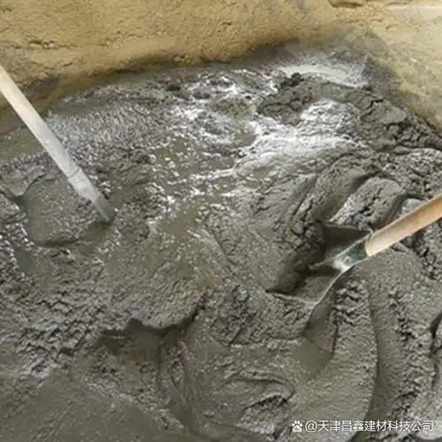 新房装修发现水泥墙面掉沙灰该如何修复?昌鑫建材抹灰砂浆硬化剂