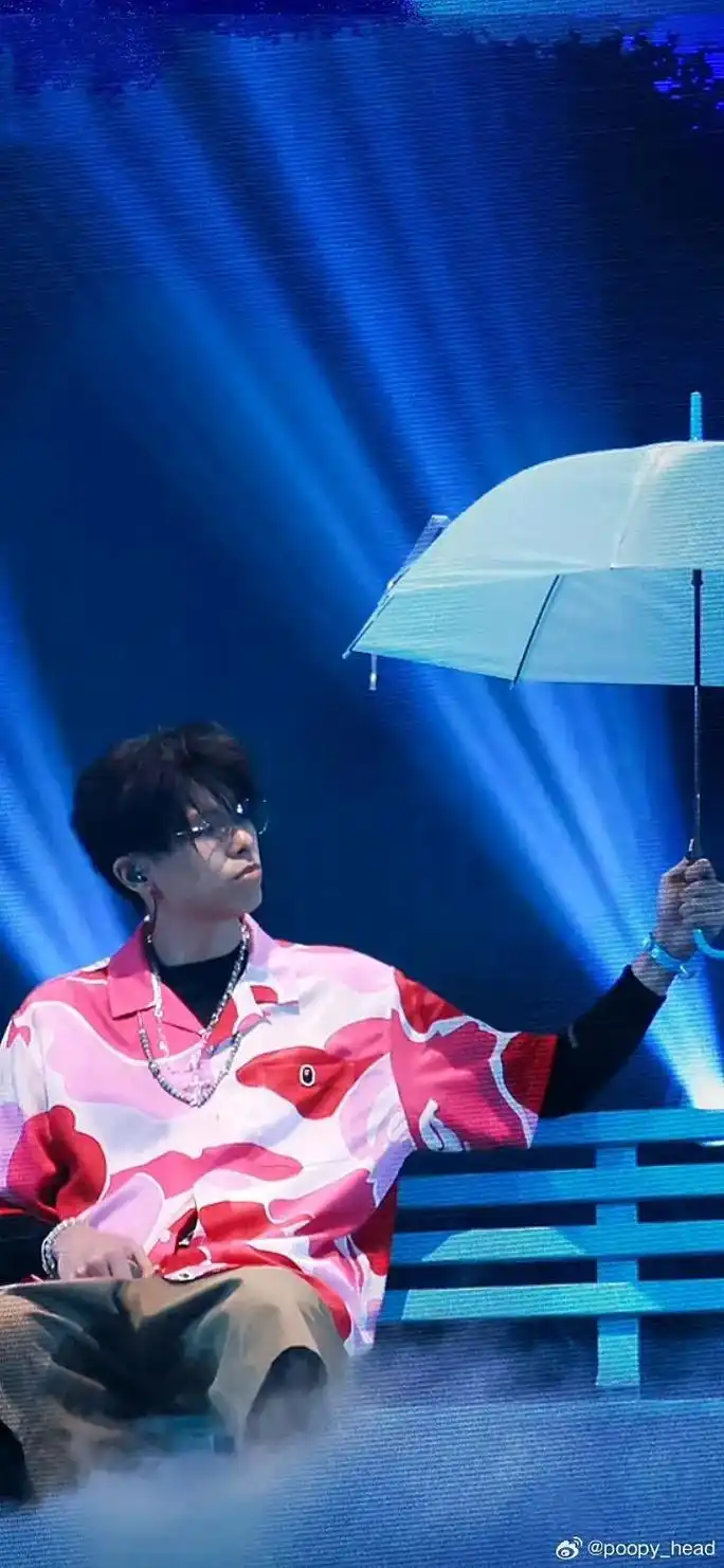 会魔法的老人-孙权."会魔法的老人"#说唱歌手法老出圈造型盘 - 抖音