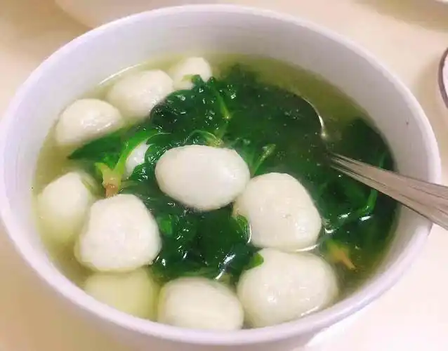 菠菜鱼圆汤,我家的日常