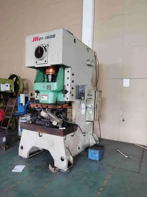 转让二手杨力冲床160吨