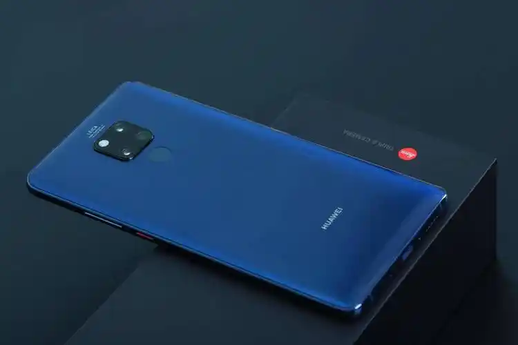 华为最具性价比手机!配备麒麟980和后置徕卡三摄!你会心动吗?_mate