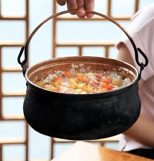 铜锅饭图片