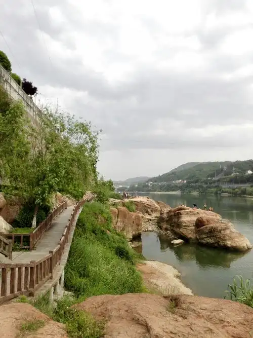 安康旬阳,石泉,后柳镇风光