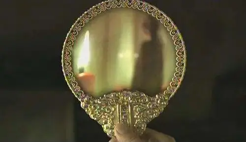 红楼梦中的风月宝鉴为什么只能照反面贾瑞之死有何深意